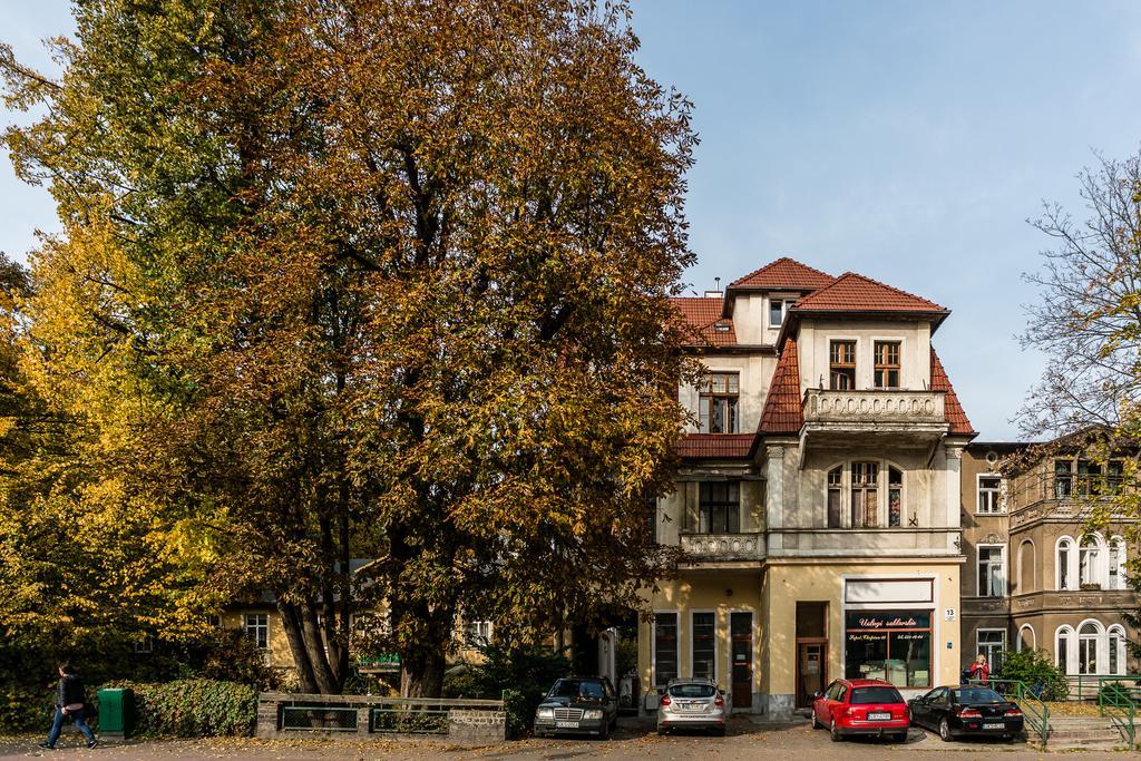 Sanhaus Apartments - Chopina 13 - Apartamenty W Centrum, 5 Minut Od Plazy I Deptaka Sopot Bagian luar foto